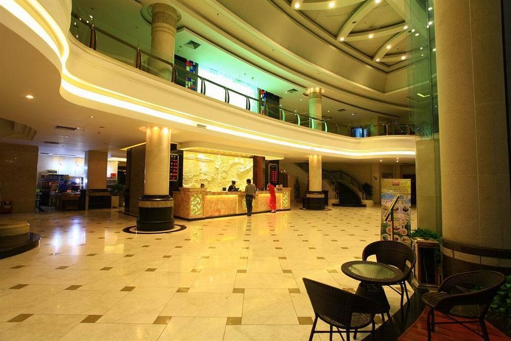 Guangzhou Nan Guo Hotel Exterior photo