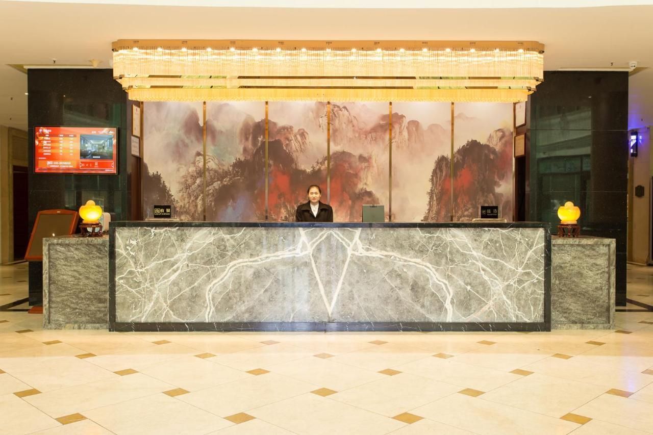 Guangzhou Nan Guo Hotel Exterior photo