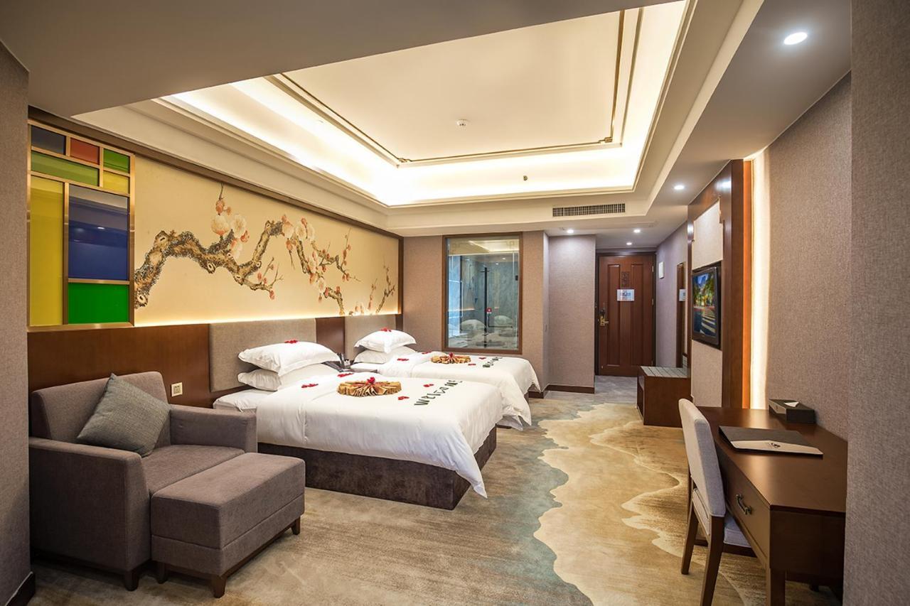 Guangzhou Nan Guo Hotel Exterior photo